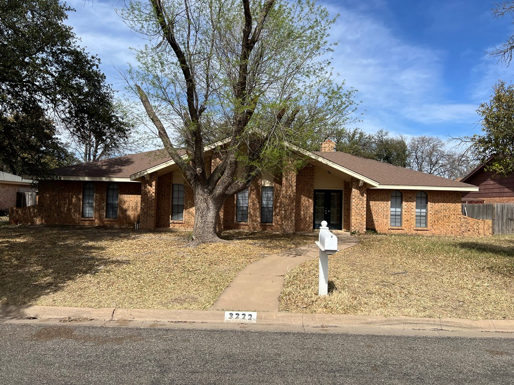 3222 Southland Blvd Property Photo 2