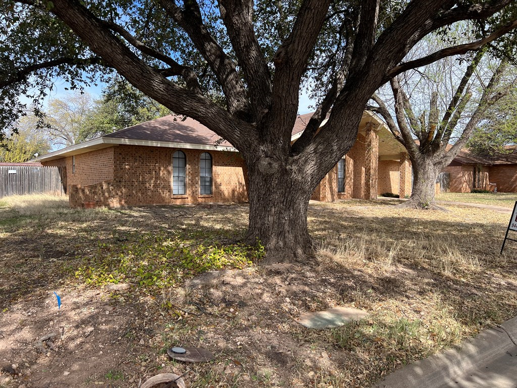 3222 Southland Blvd Property Photo 3