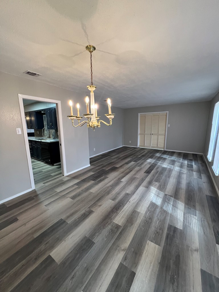 3222 Southland Blvd Property Photo 6