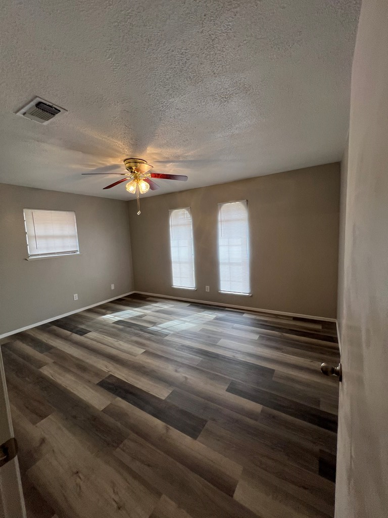 3222 Southland Blvd Property Photo 21