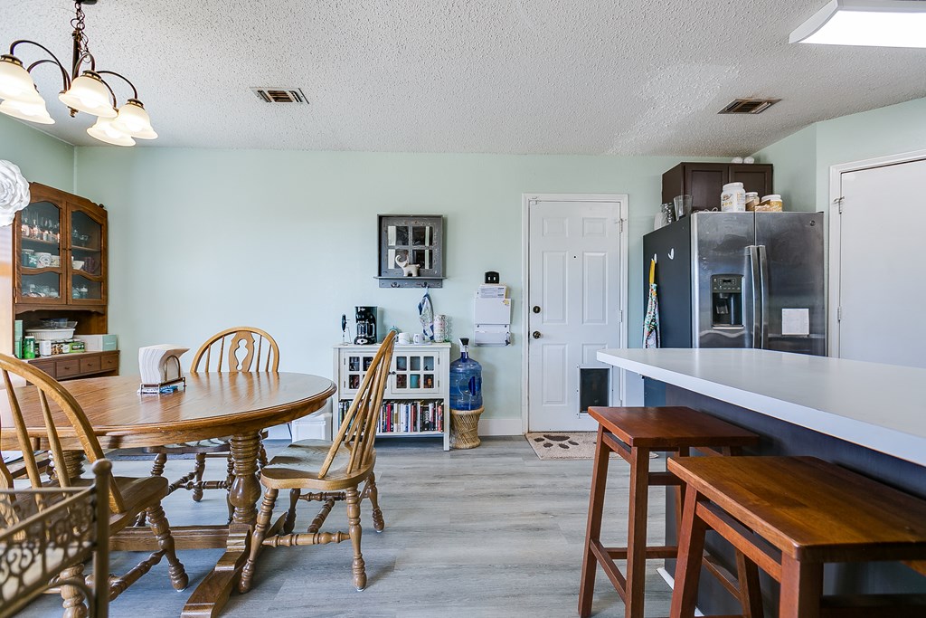 1605 Amberton Pkwy Property Photo 11