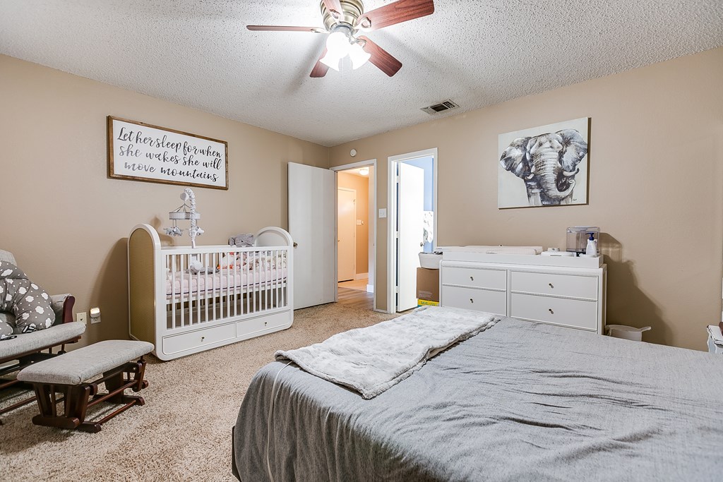 1605 Amberton Pkwy Property Photo 15