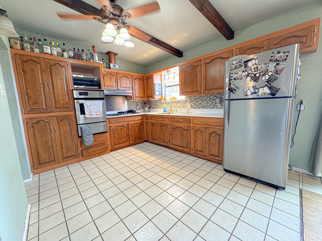 2721 Yale Ave Property Photo 6