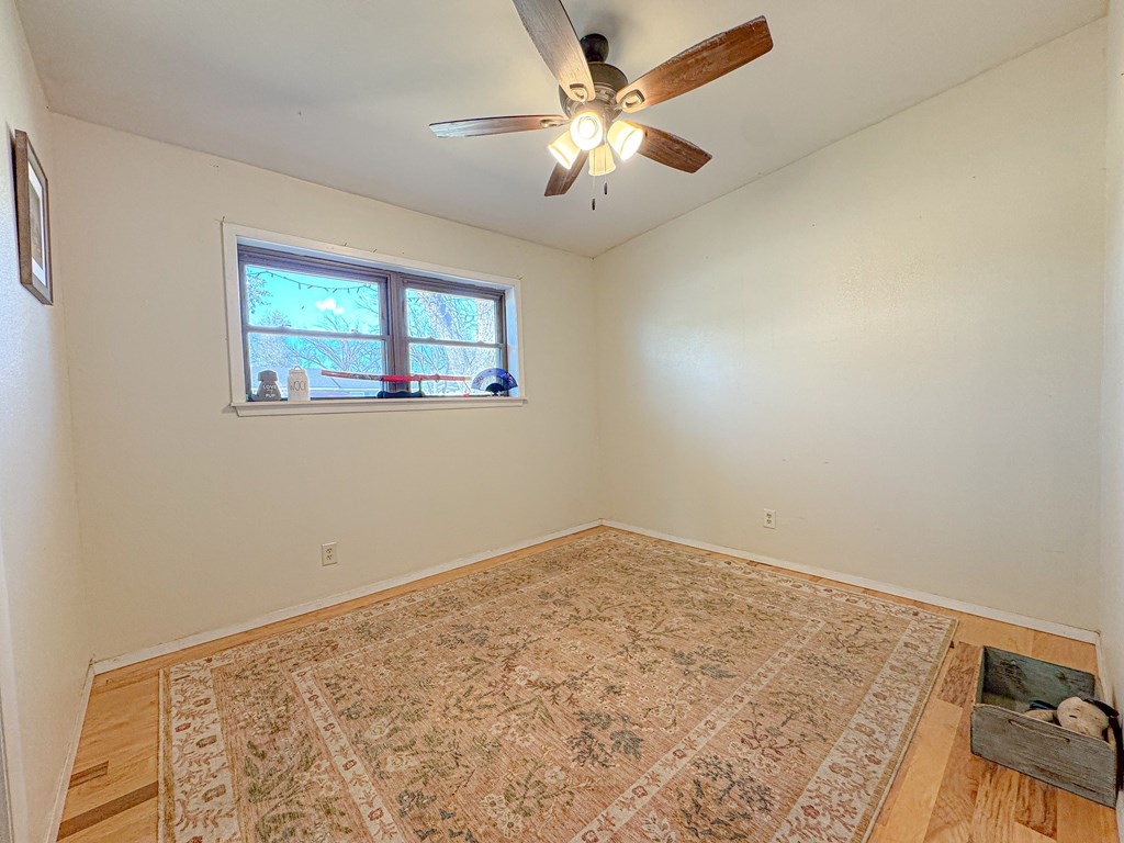 2721 Yale Ave Property Photo 9