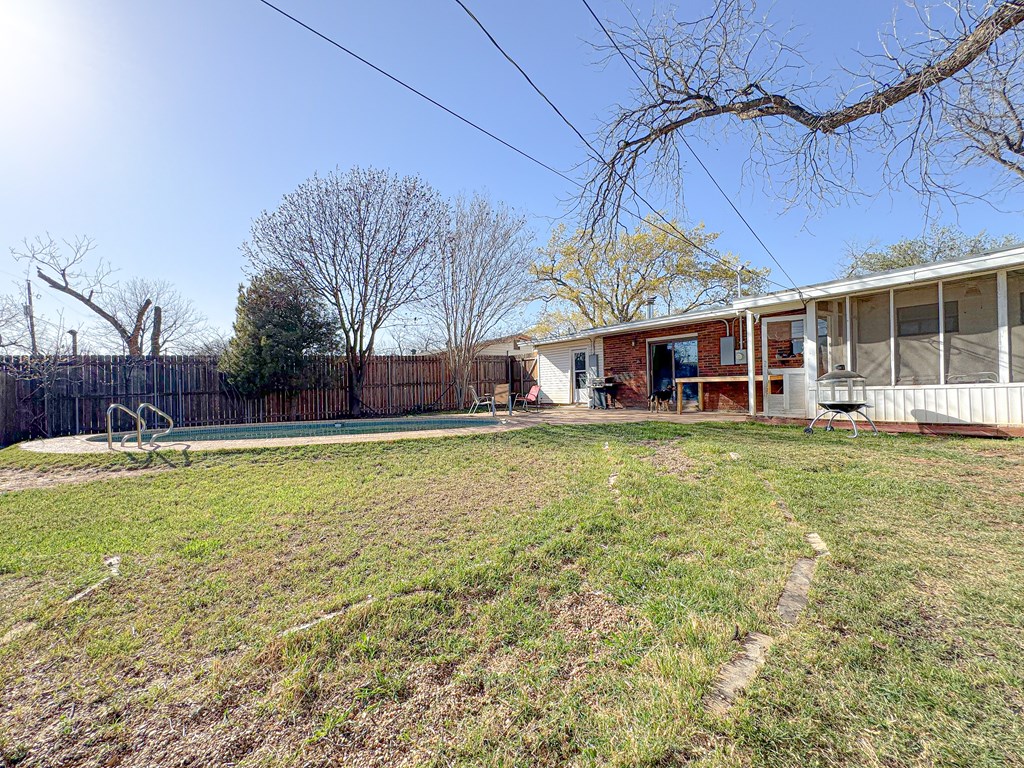 2721 Yale Ave Property Photo 21