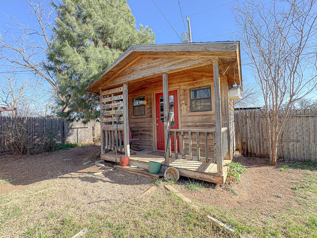 2721 Yale Ave Property Photo 22