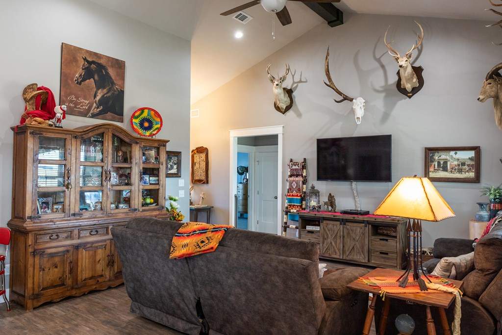 5876 Bridlewood Court Property Photo 4