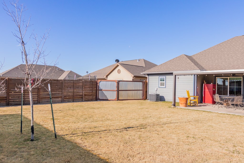 5876 Bridlewood Court Property Photo 33