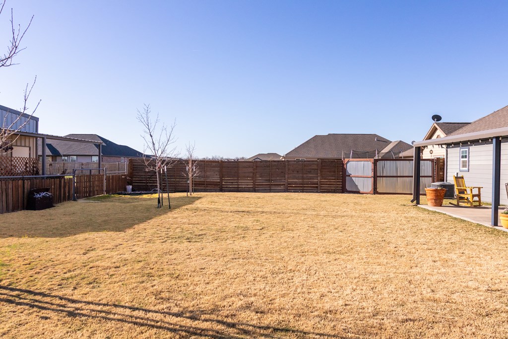5876 Bridlewood Court Property Photo 34