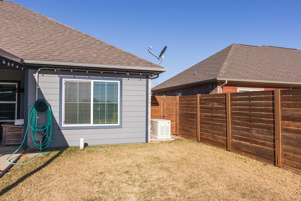 5876 Bridlewood Court Property Photo 36