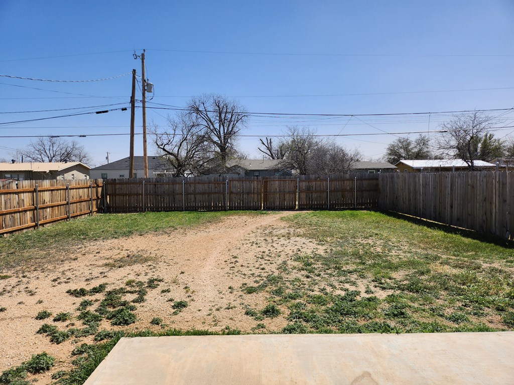 2521 Freeland Ave Property Photo 14