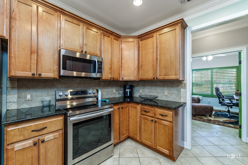 4234 Chisholm Trail Property Photo 8