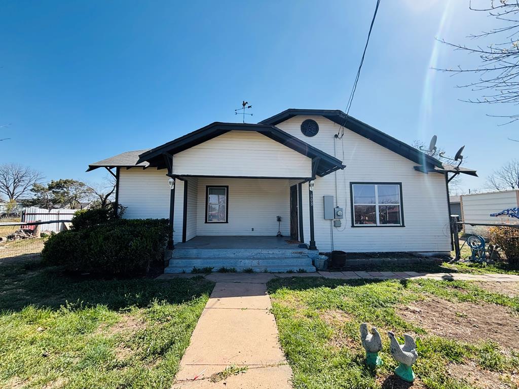 Rowena Real Estate Listings Main Image