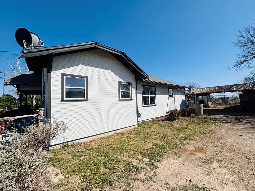 608 Ewald St Property Photo 13
