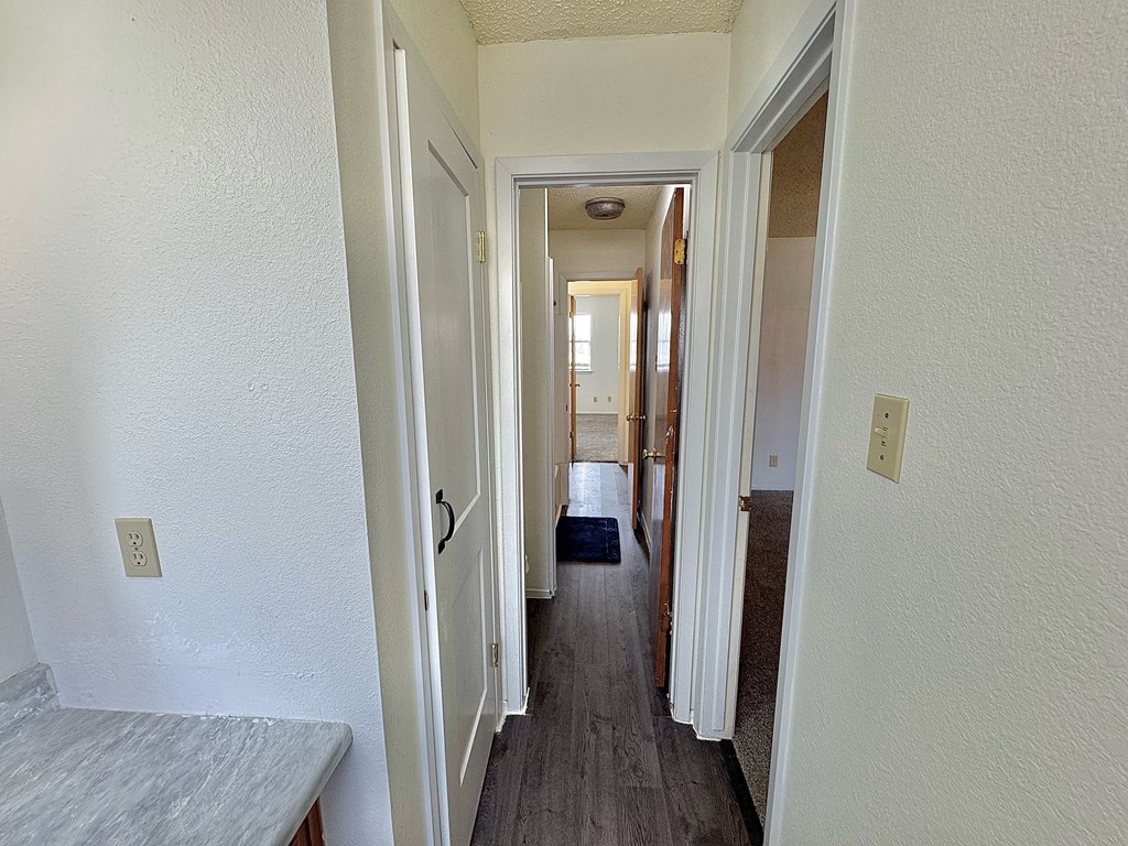 1036 Glenna Dr Property Photo 25