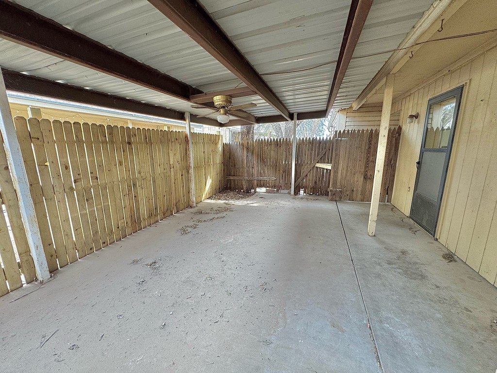 1036 Glenna Dr Property Photo 26