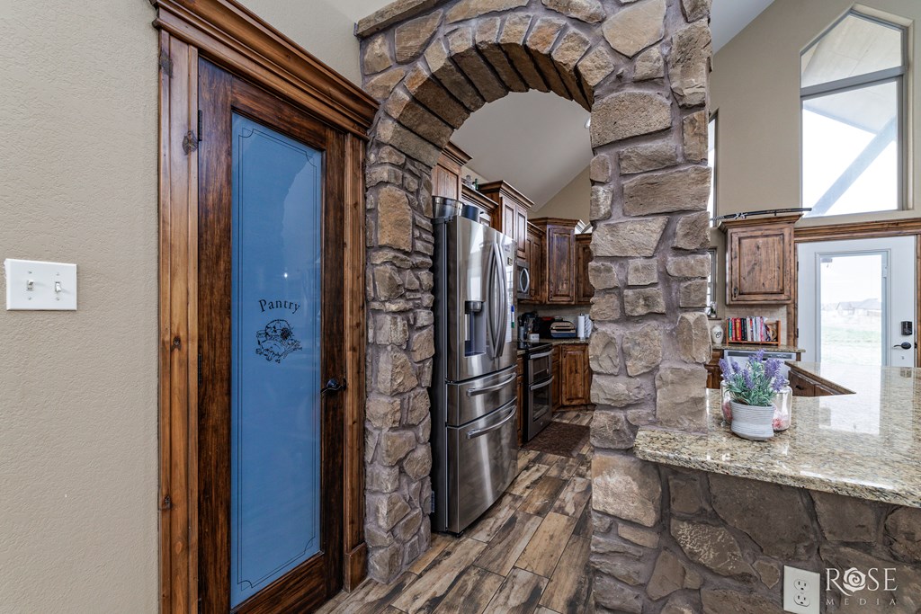 3504 Badger Ct Property Photo 6