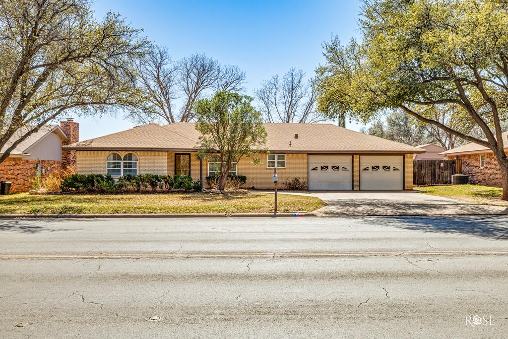 3219 Sunset Dr Property Photo