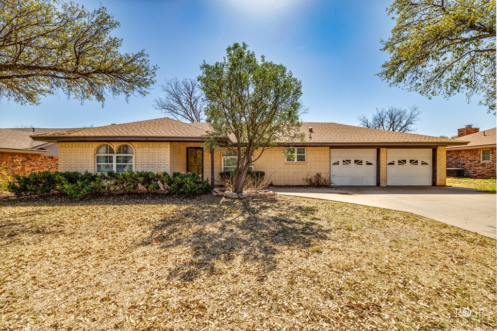 3219 Sunset Dr Property Photo 3