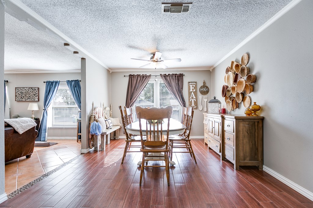3101 Bluebonnet Lane Property Photo 8