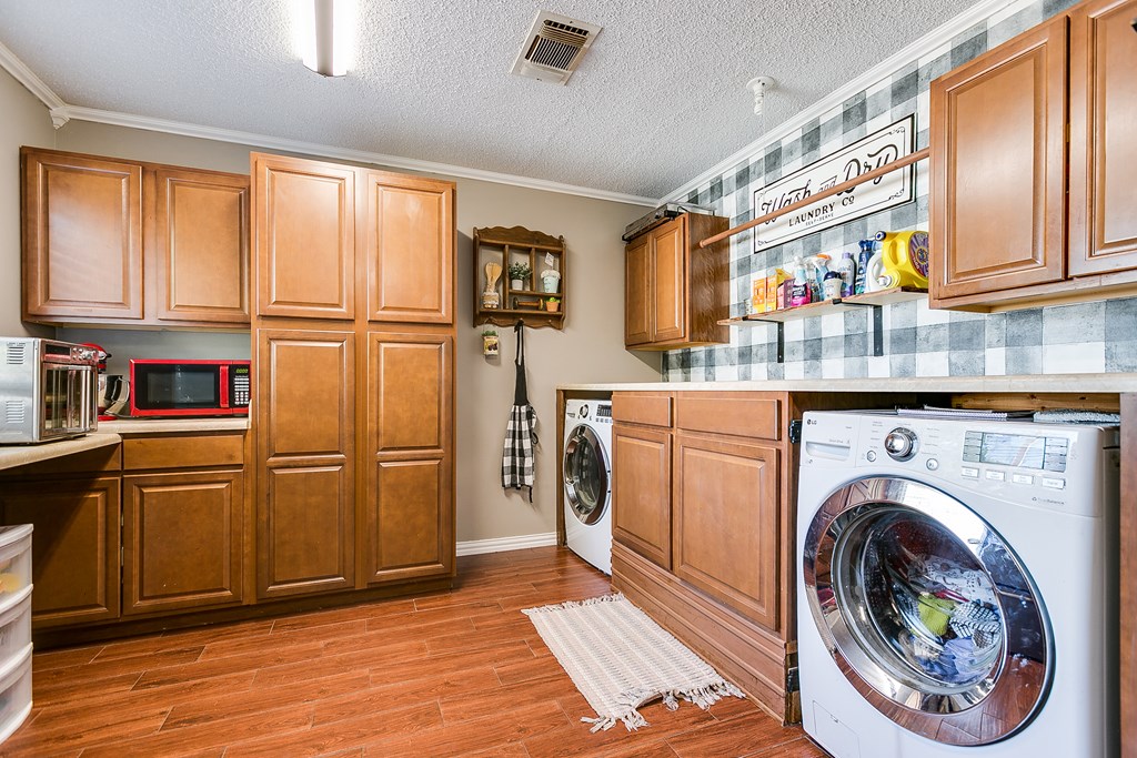 3101 Bluebonnet Lane Property Photo 17
