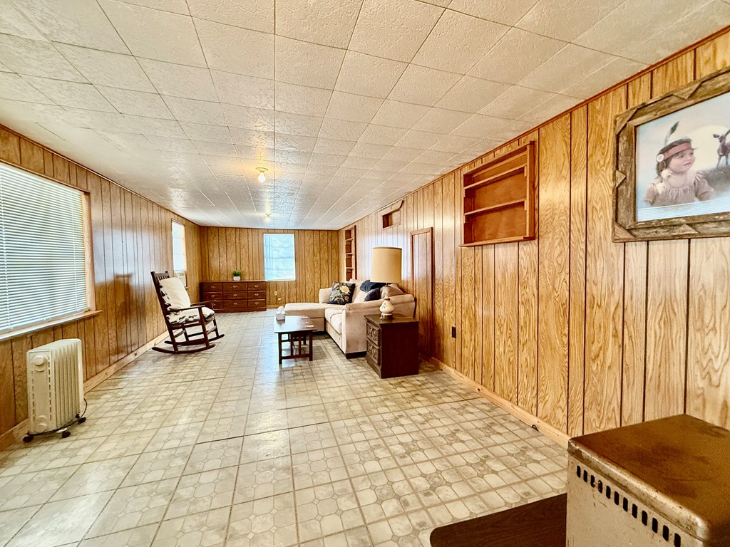 200 N Pecos St Property Photo 10