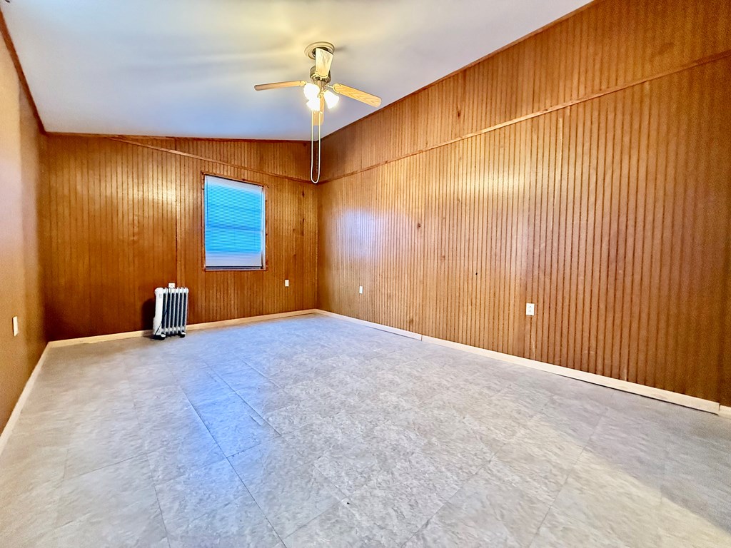 200 N Pecos St Property Photo 27