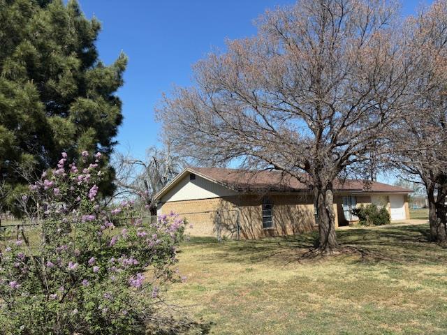 208 Blue Grass Dr Property Photo 1