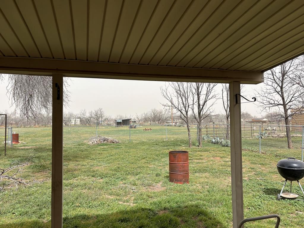 208 Blue Grass Dr Property Photo 29