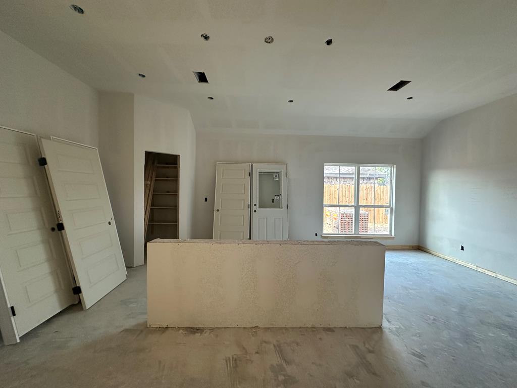 7401 Easton Ave Property Photo 2