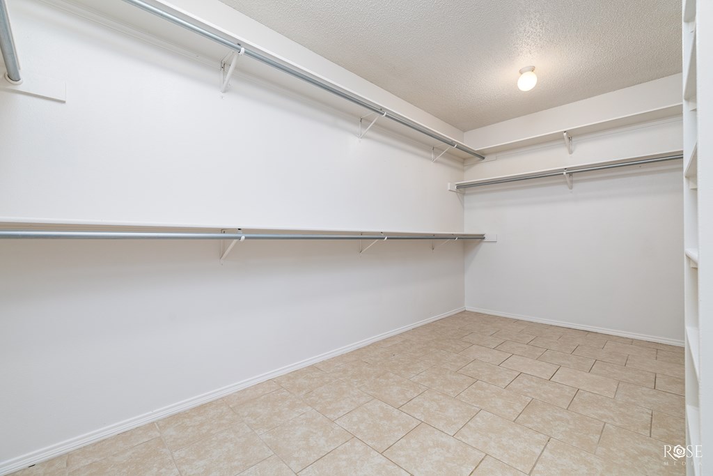 605 Mayfair Lane Property Photo 22