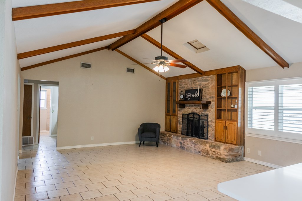 3226 Timber Ridge Dr Property Photo 5
