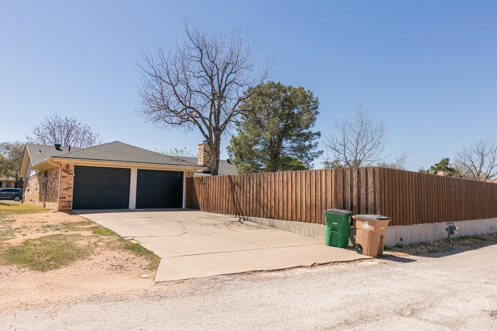 3226 Timber Ridge Dr Property Photo 29