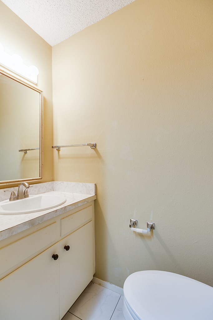 2921 Southland Blvd Property Photo 28