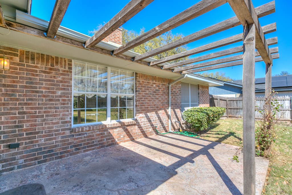 2921 Southland Blvd Property Photo 29