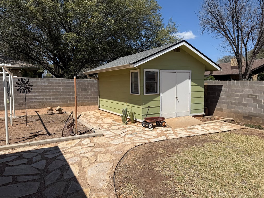 3826 Parkwood Dr Property Photo 13