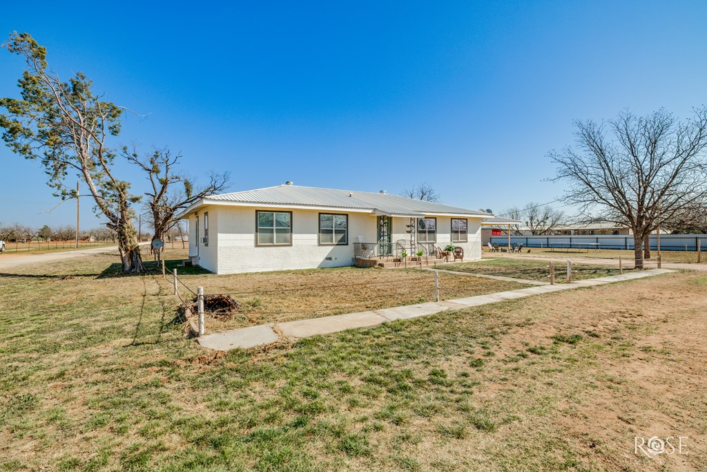 324 Kennedy St Property Photo 3