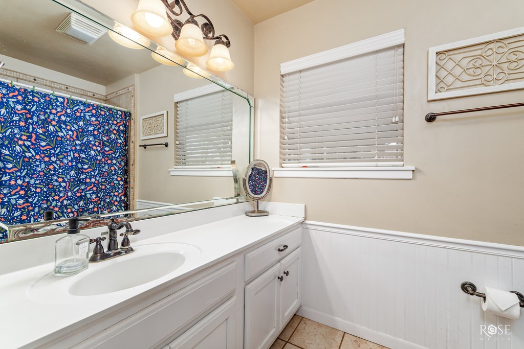 2018 St Mary St Property Photo 15