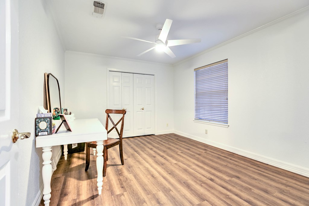 2805 Alta Vista Lane Property Photo 35