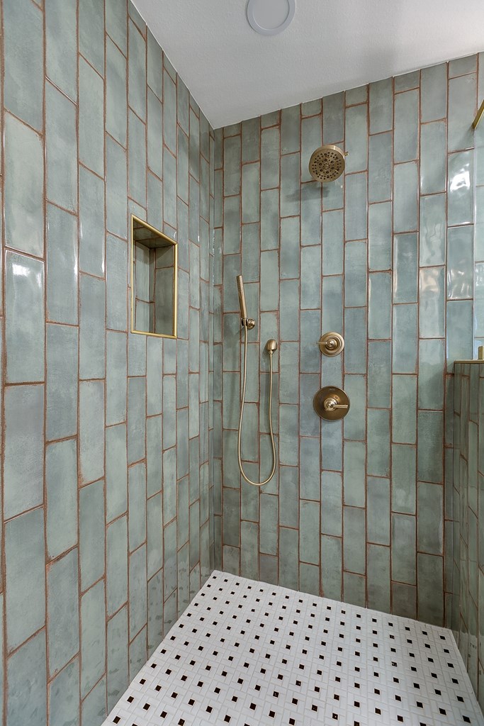 1818 W Ave J Property Photo 38