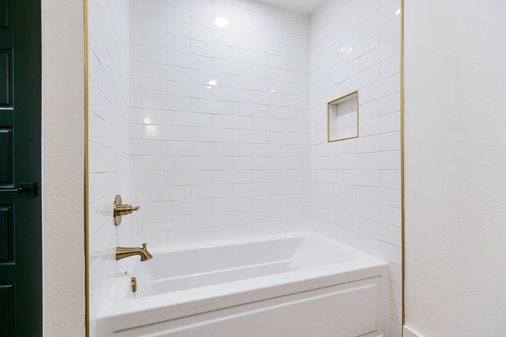 1818 W Ave J Property Photo 46