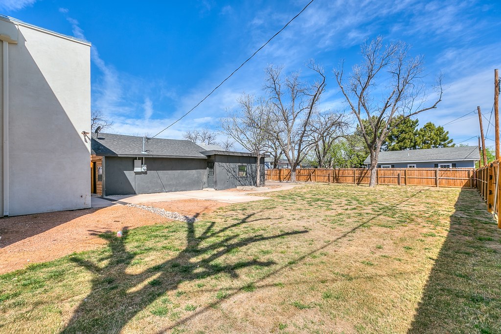 1818 W Ave J Property Photo 51