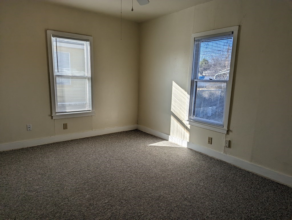 1409 S Van Buren St Property Photo 4