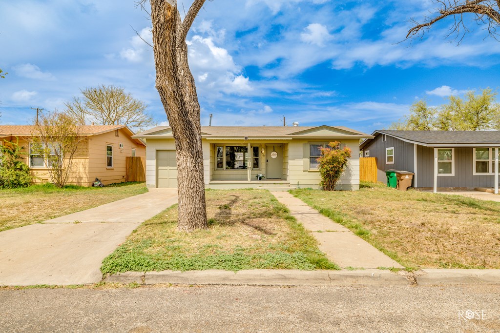 2430 San Antonio St Property Photo 2