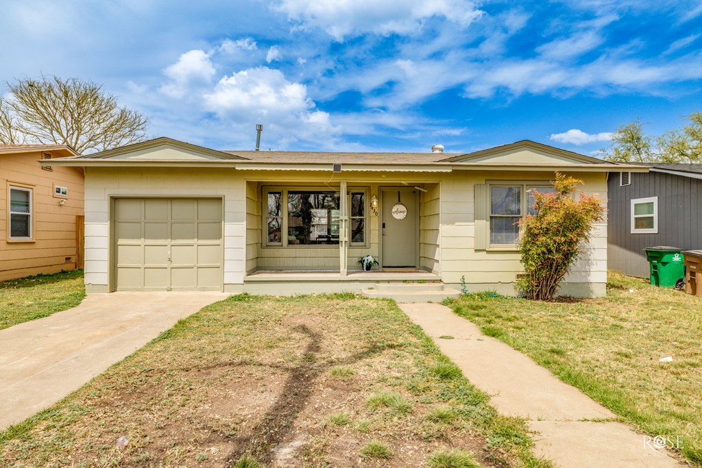 2430 San Antonio St Property Photo 3