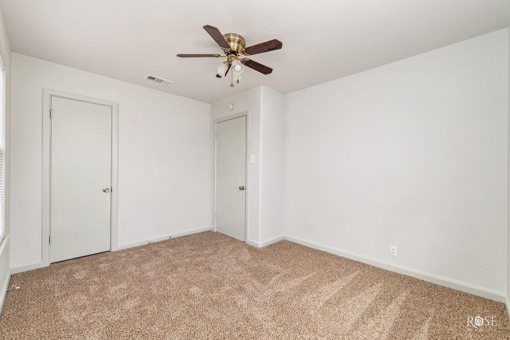 2430 San Antonio St Property Photo 16