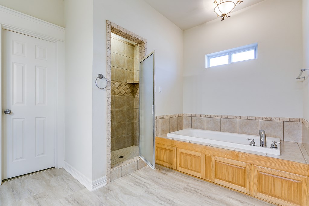 3469 Encino Dr Property Photo 23