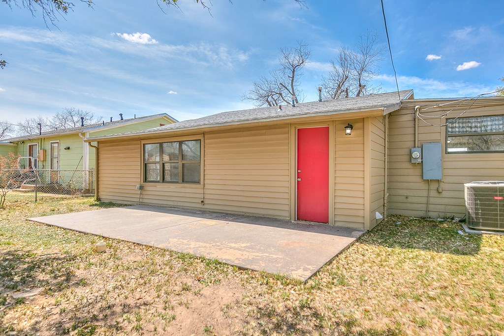 1318 Fulton St Property Photo 22
