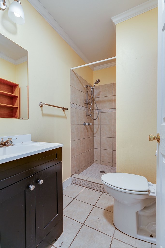 6626 Knickerbocker Rd Property Photo 10