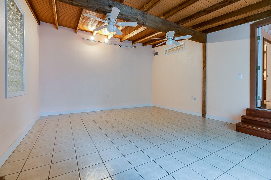 6626 Knickerbocker Rd Property Photo 15